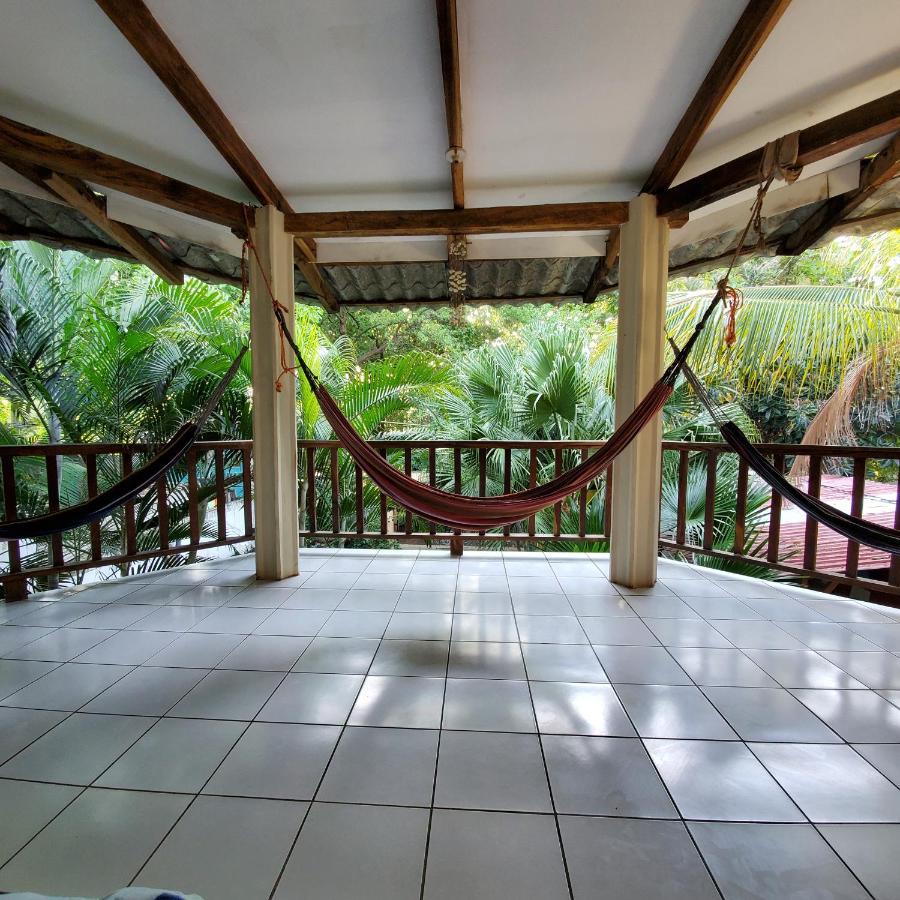 Layback Surf Hotel Tamanique Exterior foto
